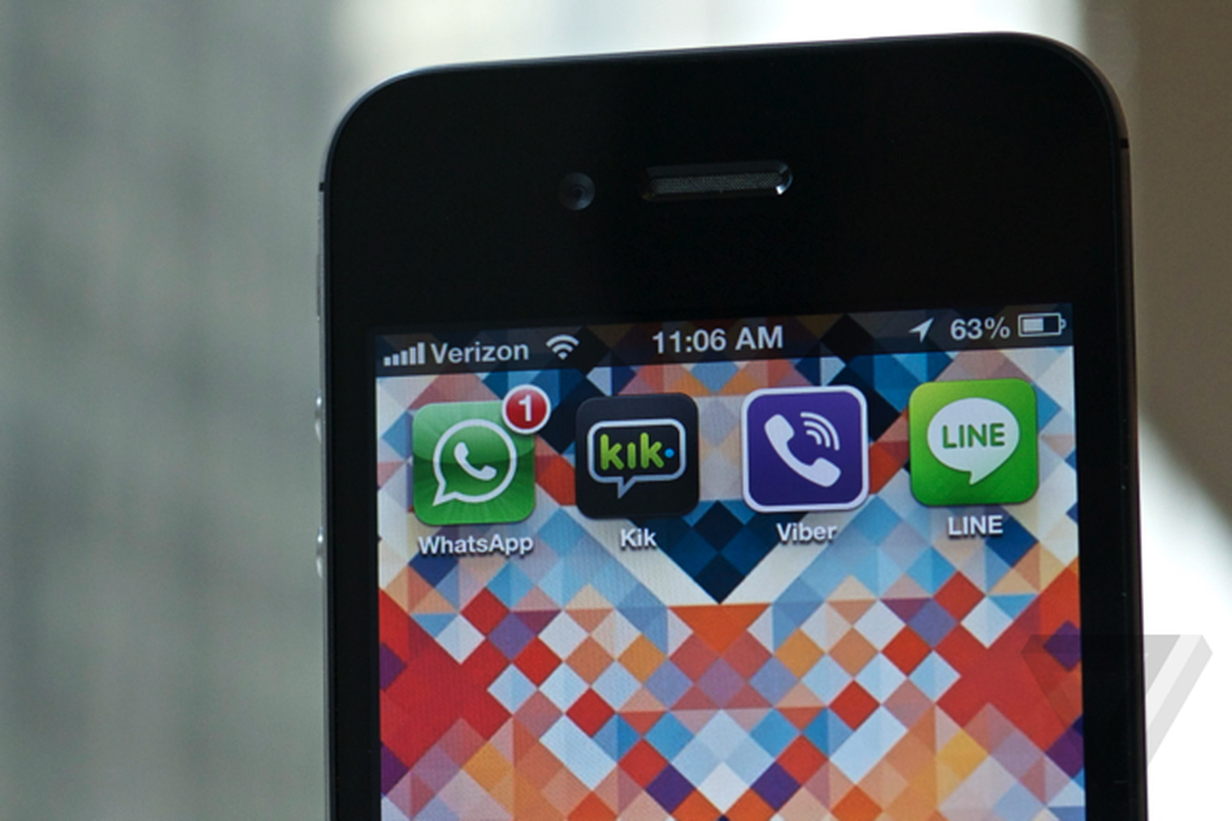 messaging apps whatsapp line viber kik