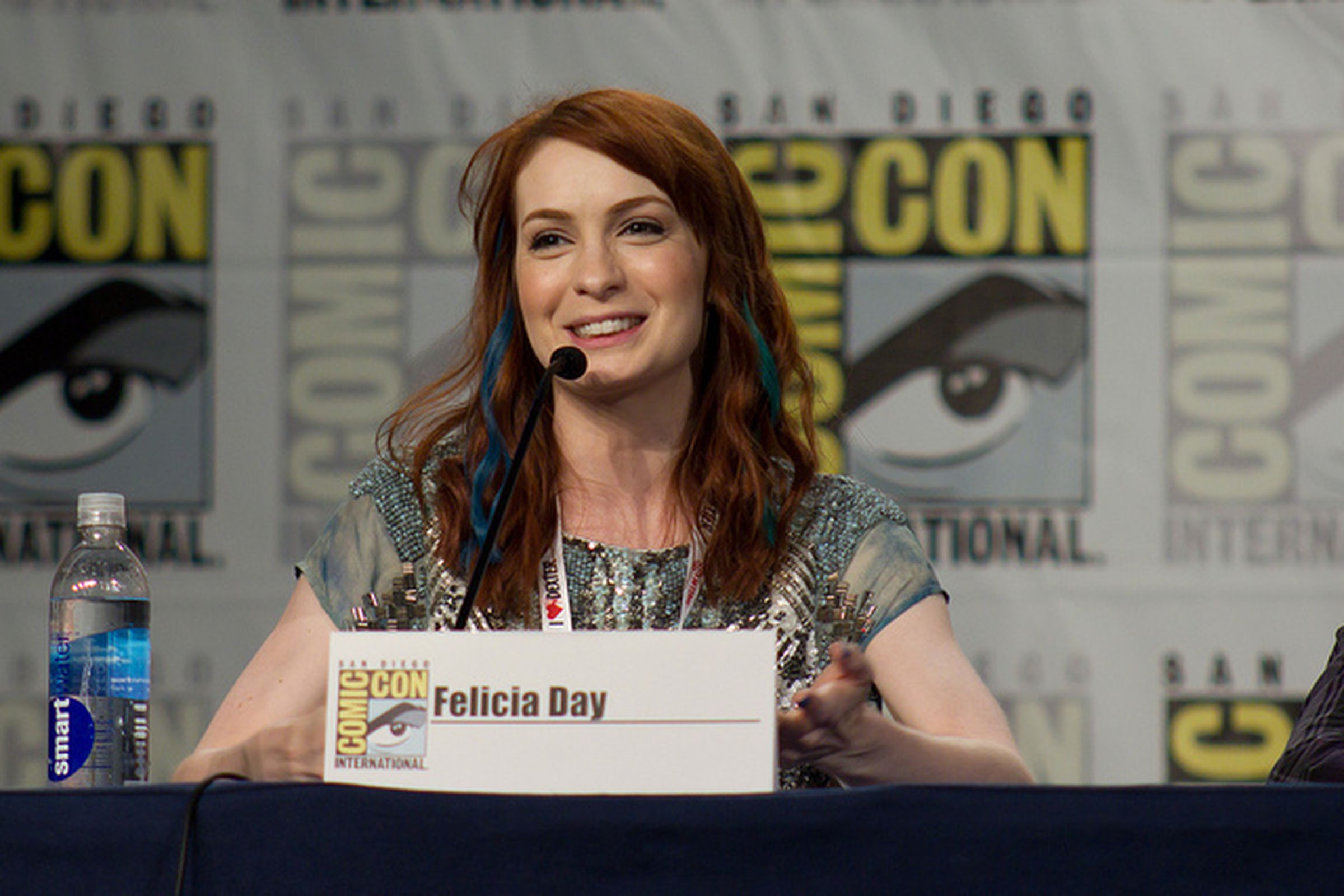 Slideshow felicia day married.