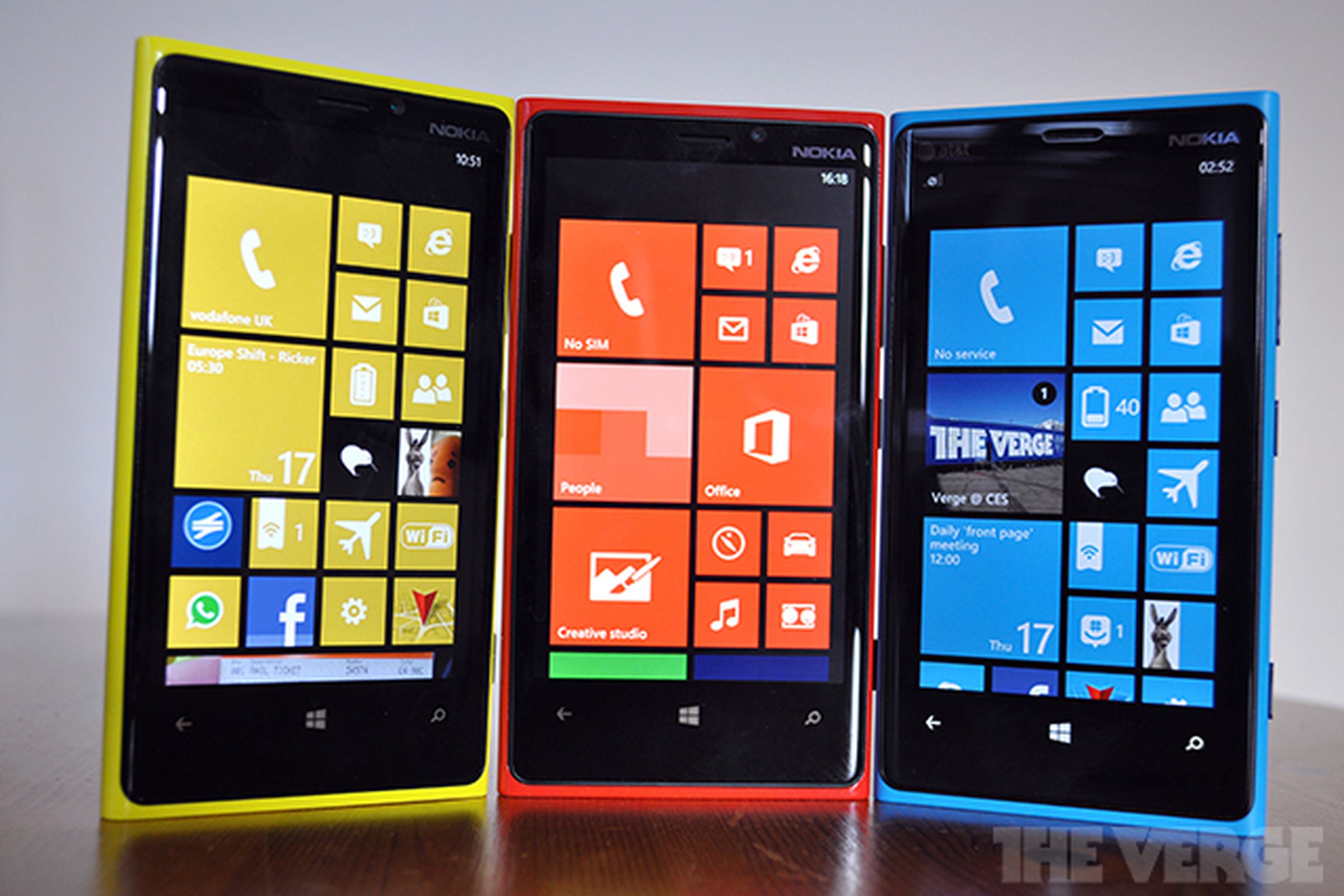 Nokia Lumia 920 Windows Phone 8 stock front
