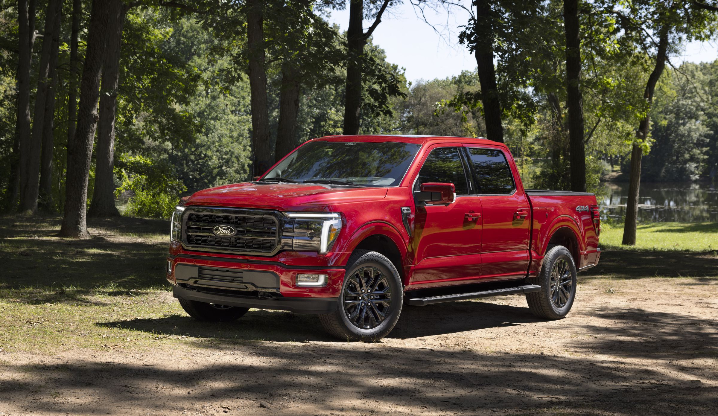 The F-150 Lariat is a pretty truck with the right amount of daytime running LEDs.