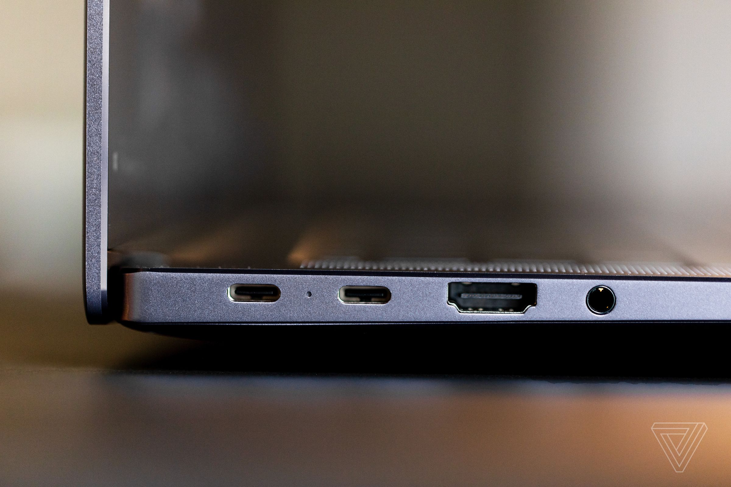 The ports on the left side of the Huawei MateBook 16.