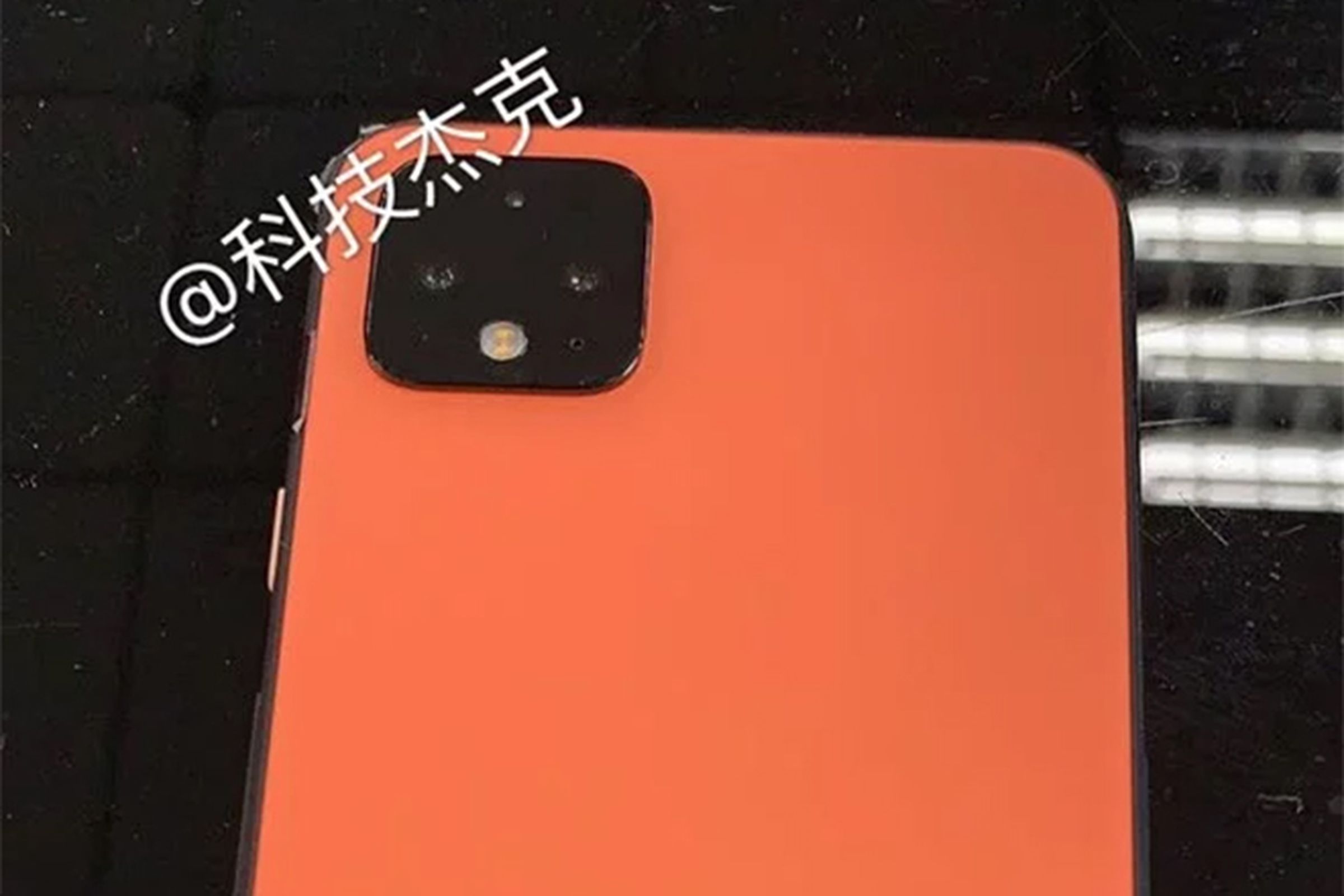 Rumored Pixel 4 orange color