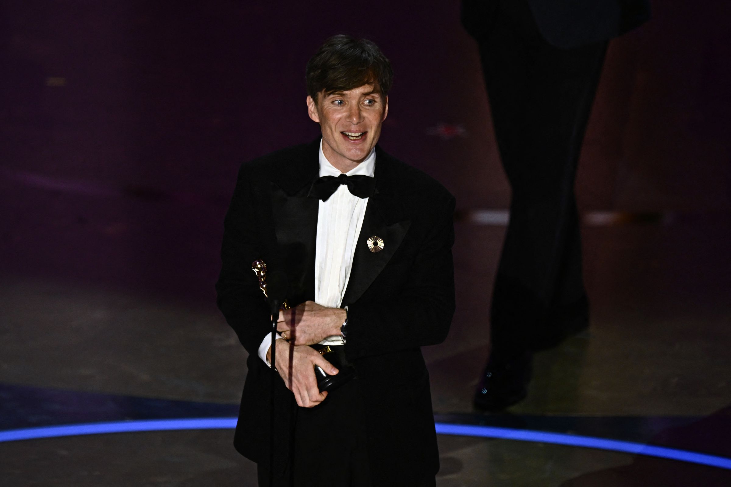 Irish actor Cillian Murphy accepts the award for Best Actor in a Leading Role for “Oppenheimer” onstage during the 96th Annual Academy Awards at the Dolby Theatre in Hollywood, California on March 10, 2024. (Photo by Patrick T. Fallon / AFP)