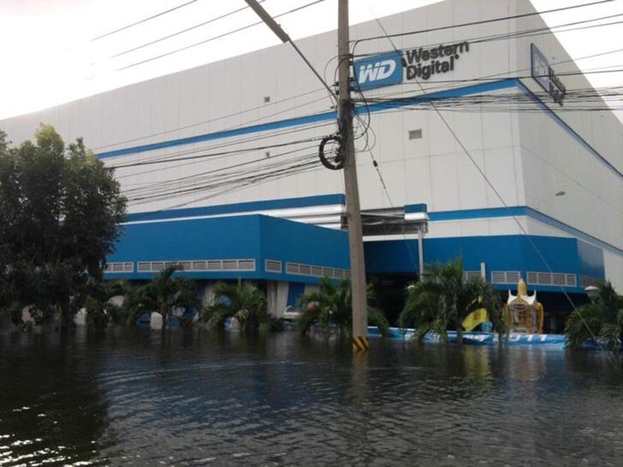 Western Digital flooded in Thailand