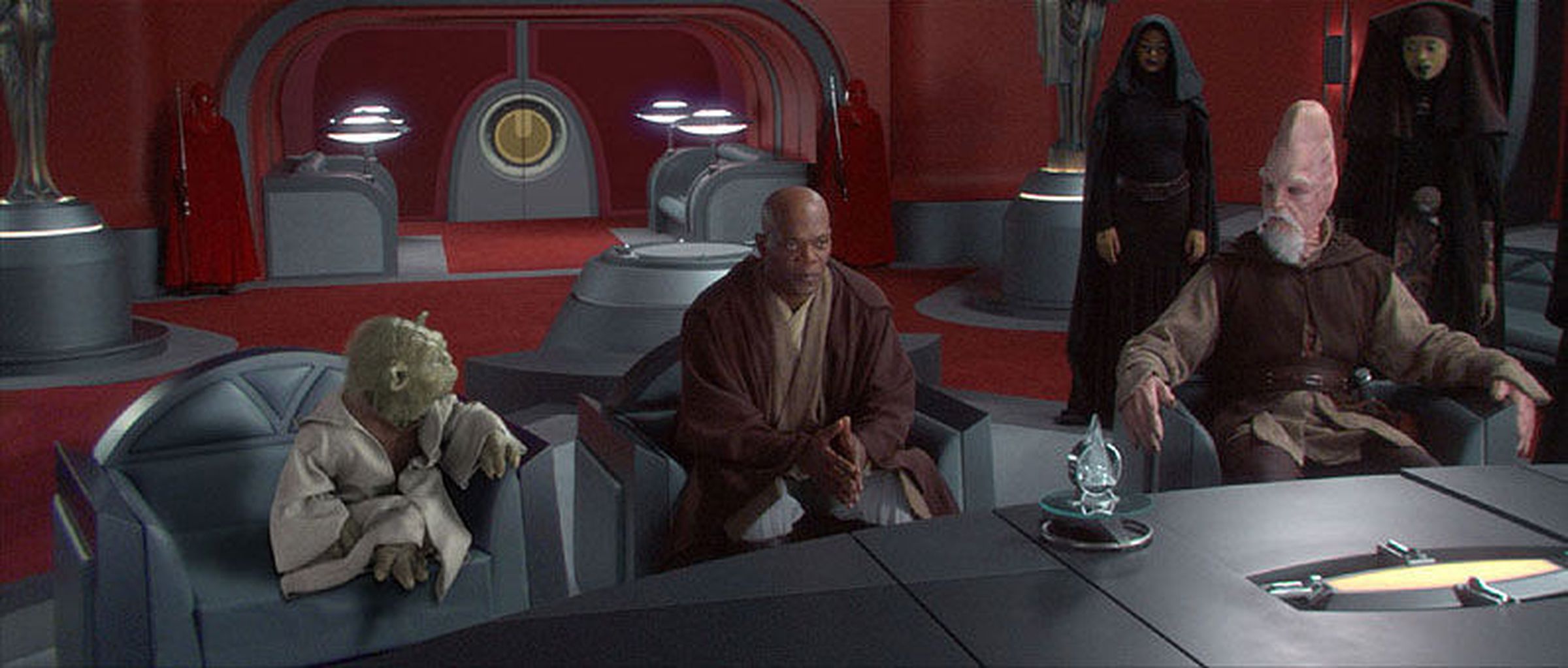 Yoda conducting Jedi Council business, clearly sans-shoes.