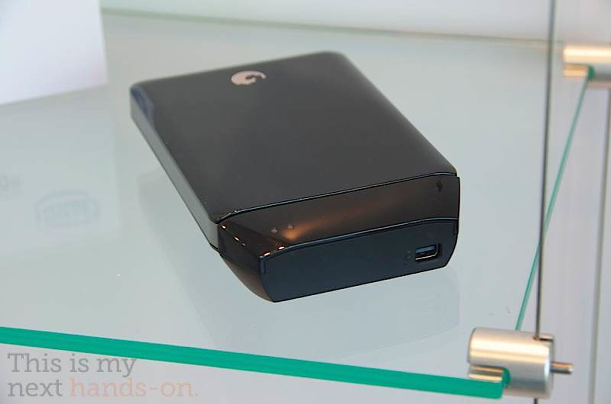 Belkin Express Dock, PCI-E expansion, and Seagate GoFlex adapter photos