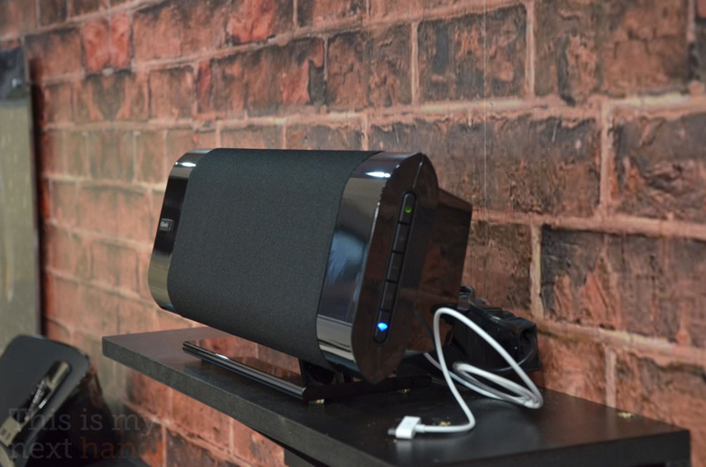 Klipsch Gallery G-17 AirPlay speaker hands-on photos