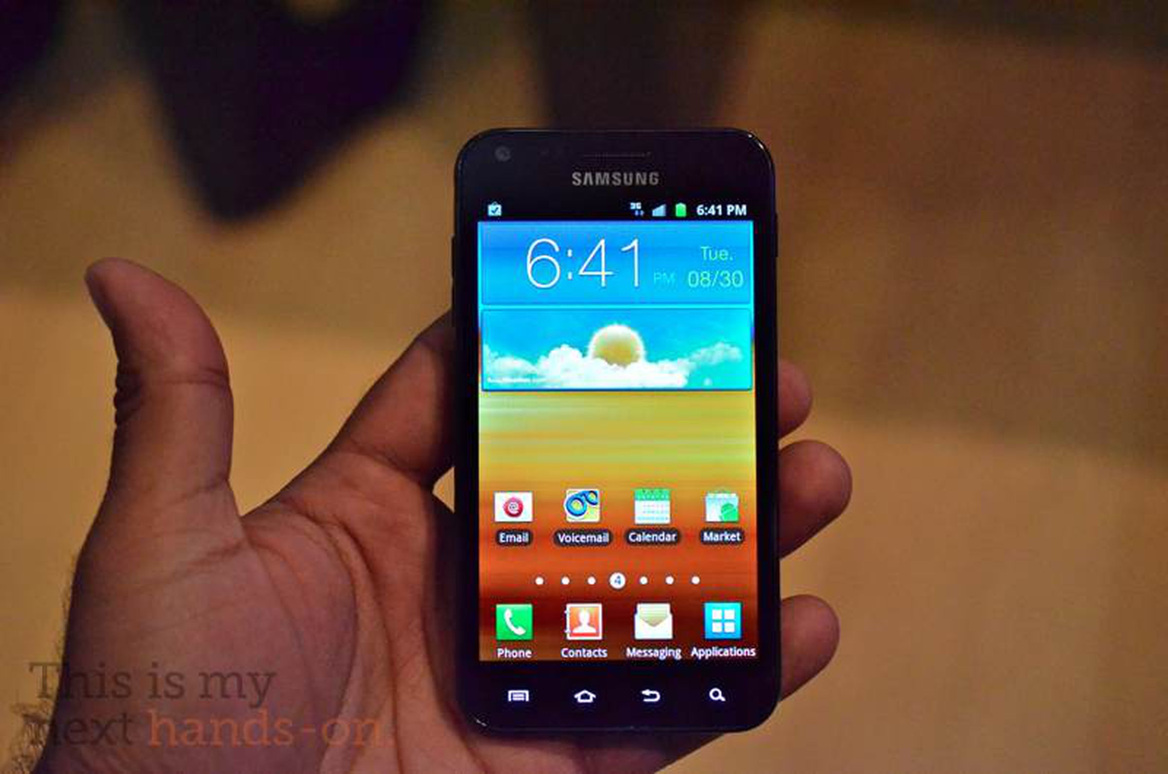 Sprint Galaxy S II Epic 4G Touch available September 16th for $199.99 on 2-year contract — Hands-on pictures!