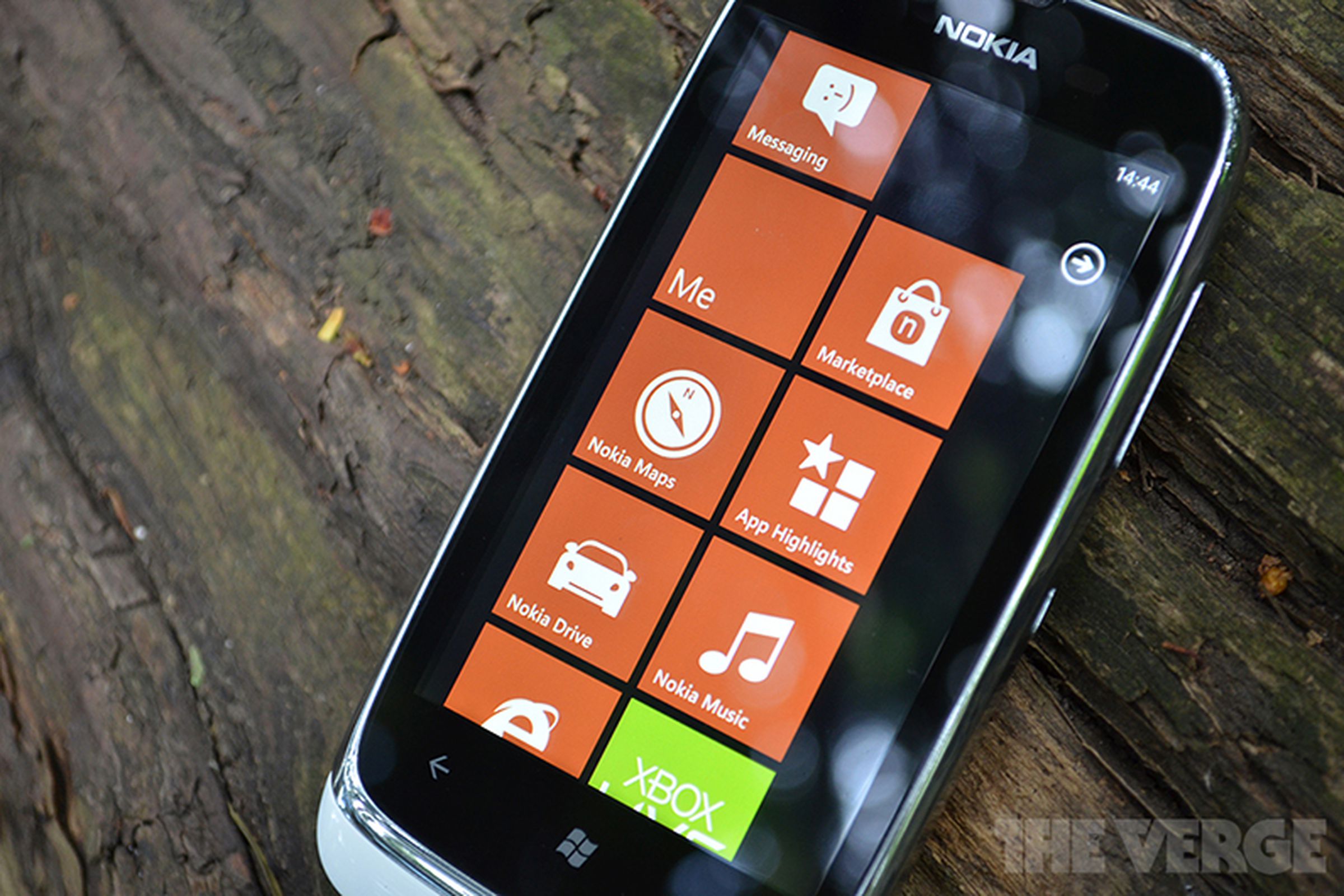Nokia Lumia 610 review software
