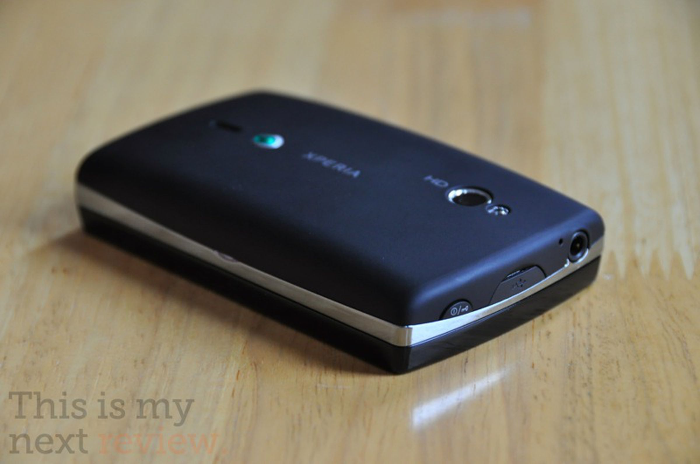 Sony Ericsson Xperia Mini Pro review pictures