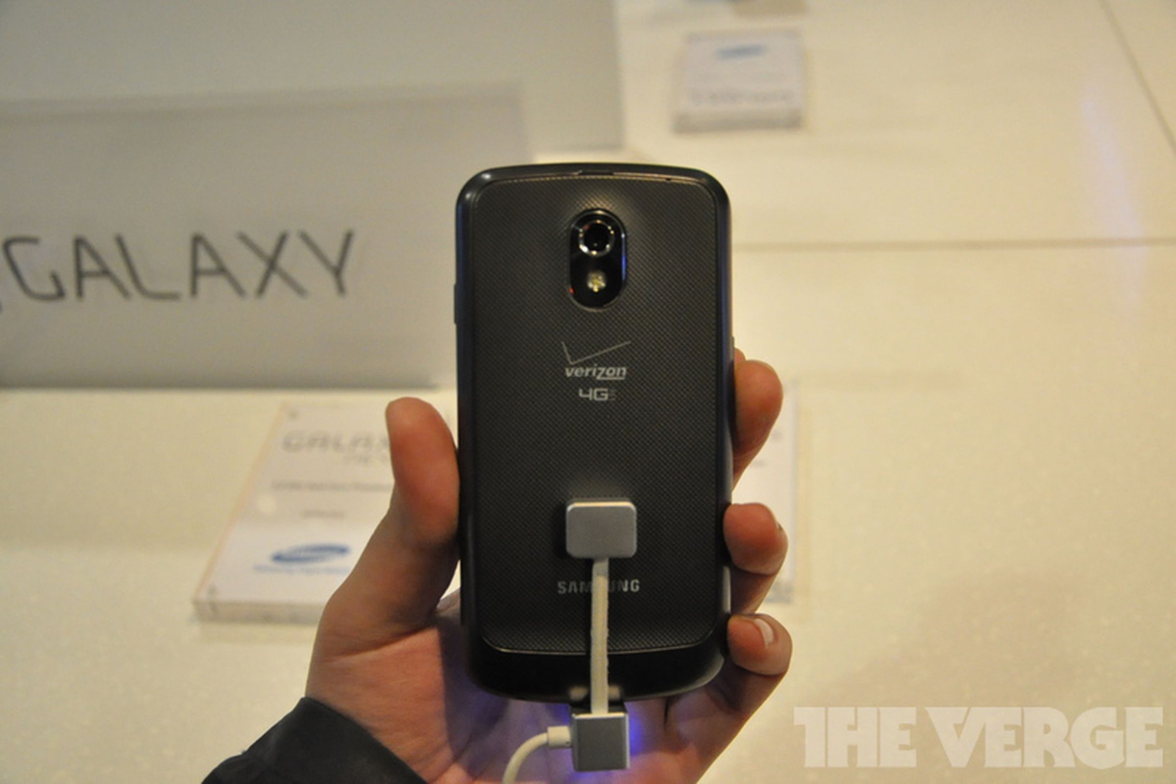 Galaxy Nexus LTE Verizon Wireless Hands-On