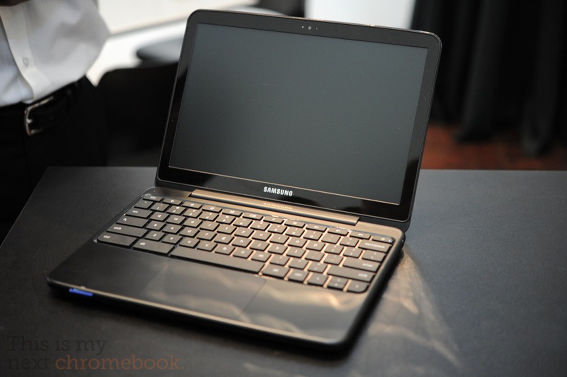 Samsung Series 5 Chromebook hands-on pictures