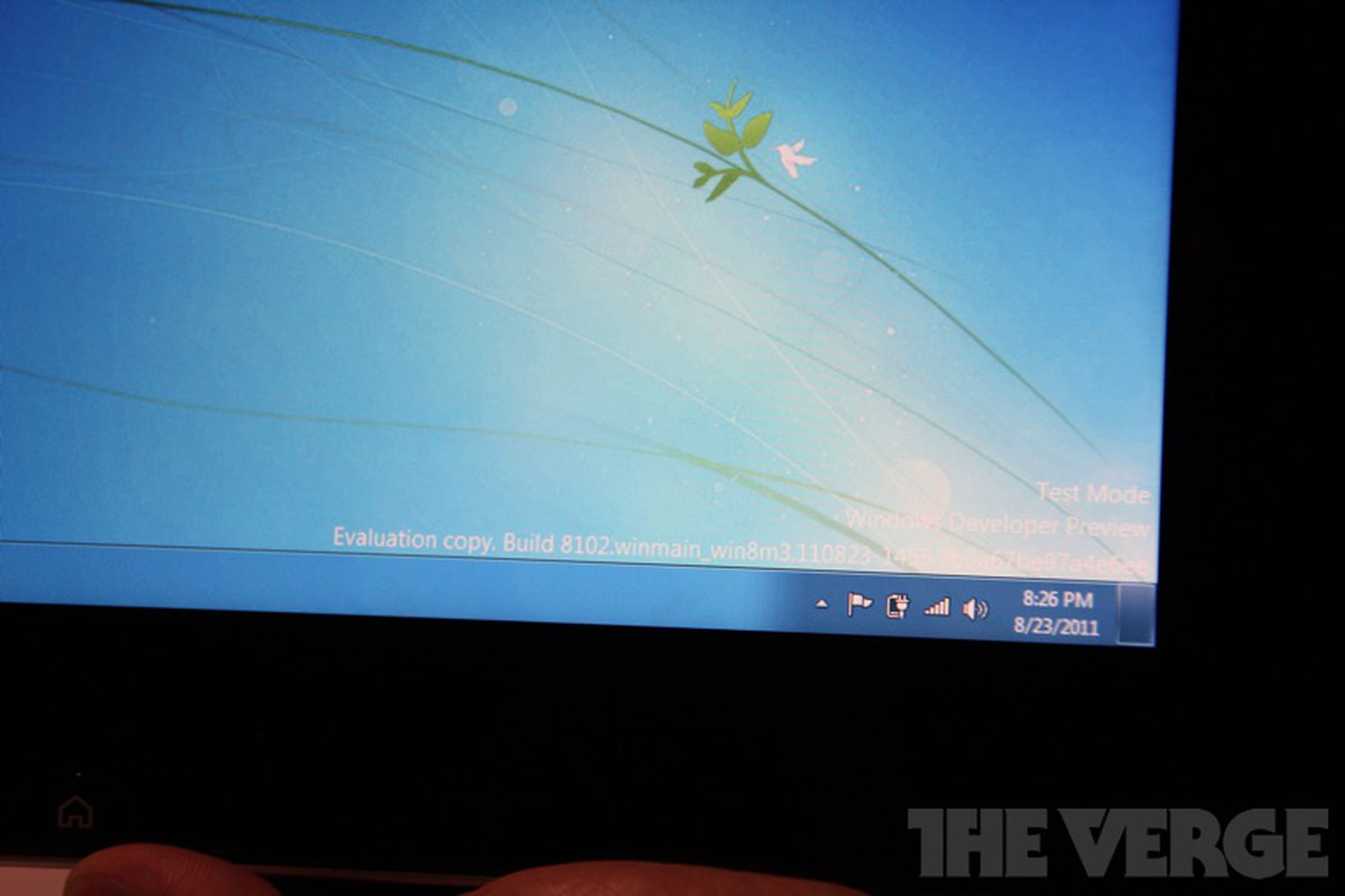Qualcomm Windows 8 reference design tablet hands-on photos