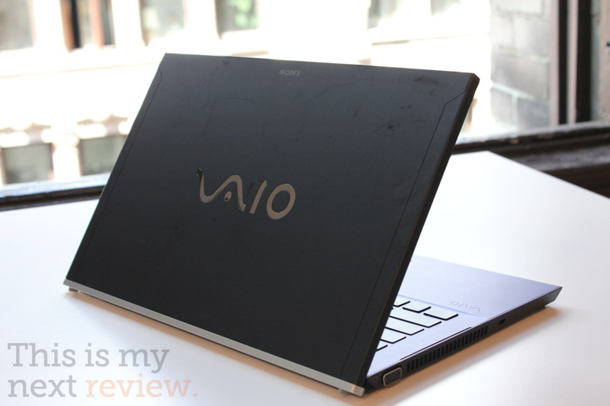 Sony VAIO Z Series (VPCZ216GX/L) review pictures