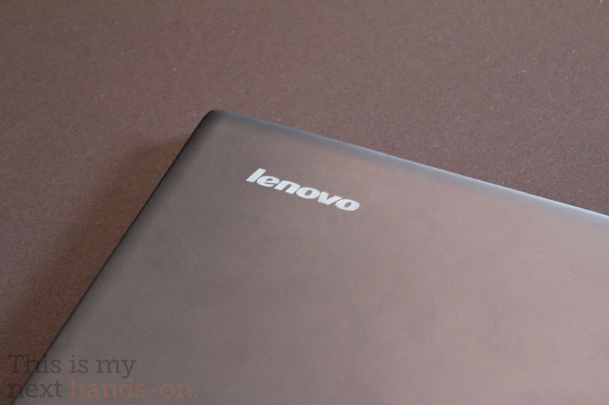 Lenovo IdeaPad U300s hands-on photos