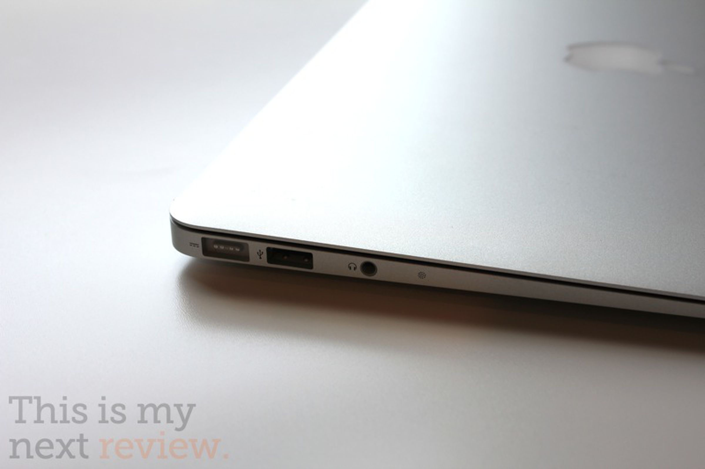 Apple MacBook Air review pictures (13-inch, mid 2011)