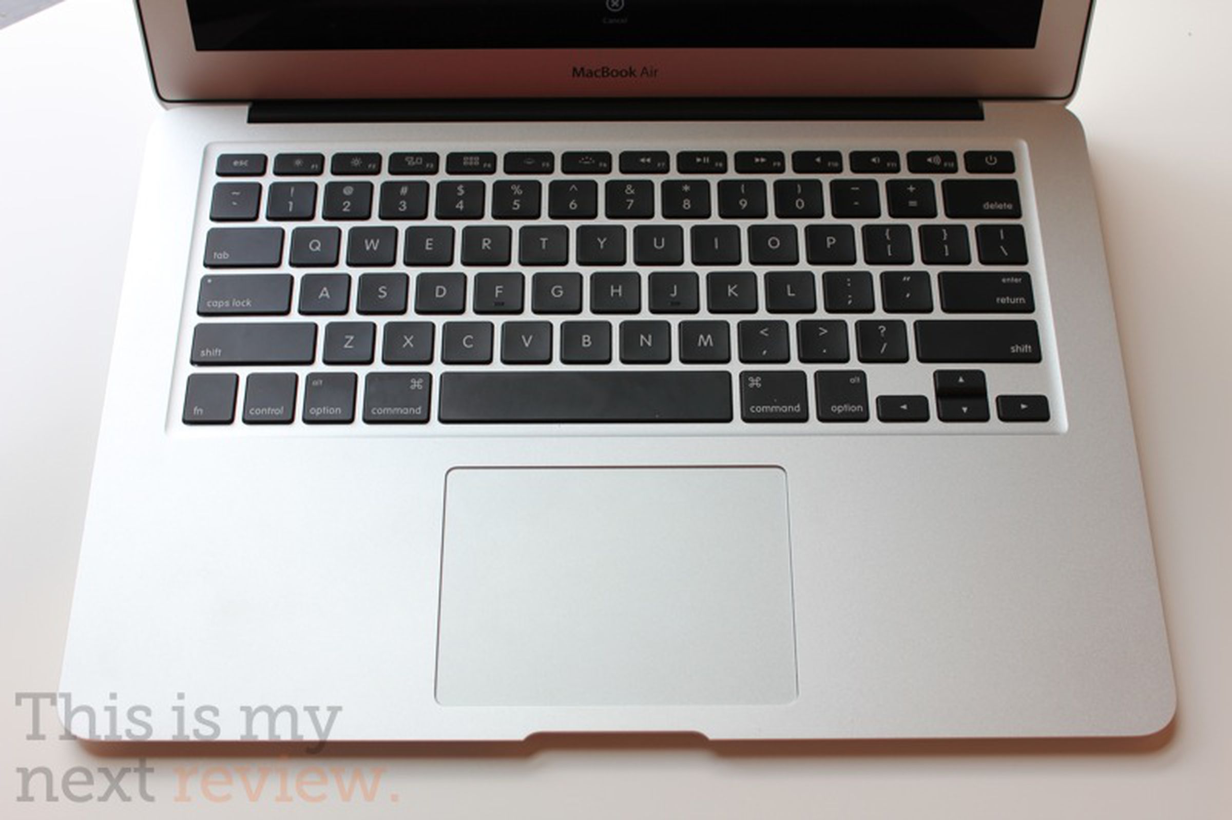 Apple MacBook Air review pictures (13-inch, mid 2011)
