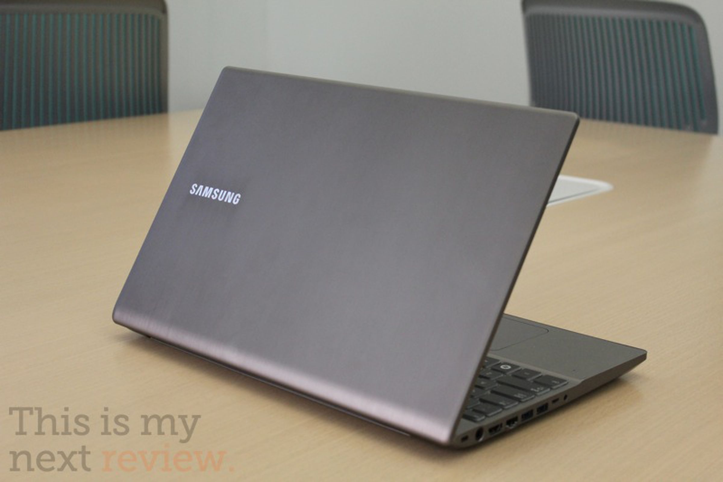 Samsung Series 7: aluminum covers, quad-core Core i7 power, and AMD graphics starting at $999