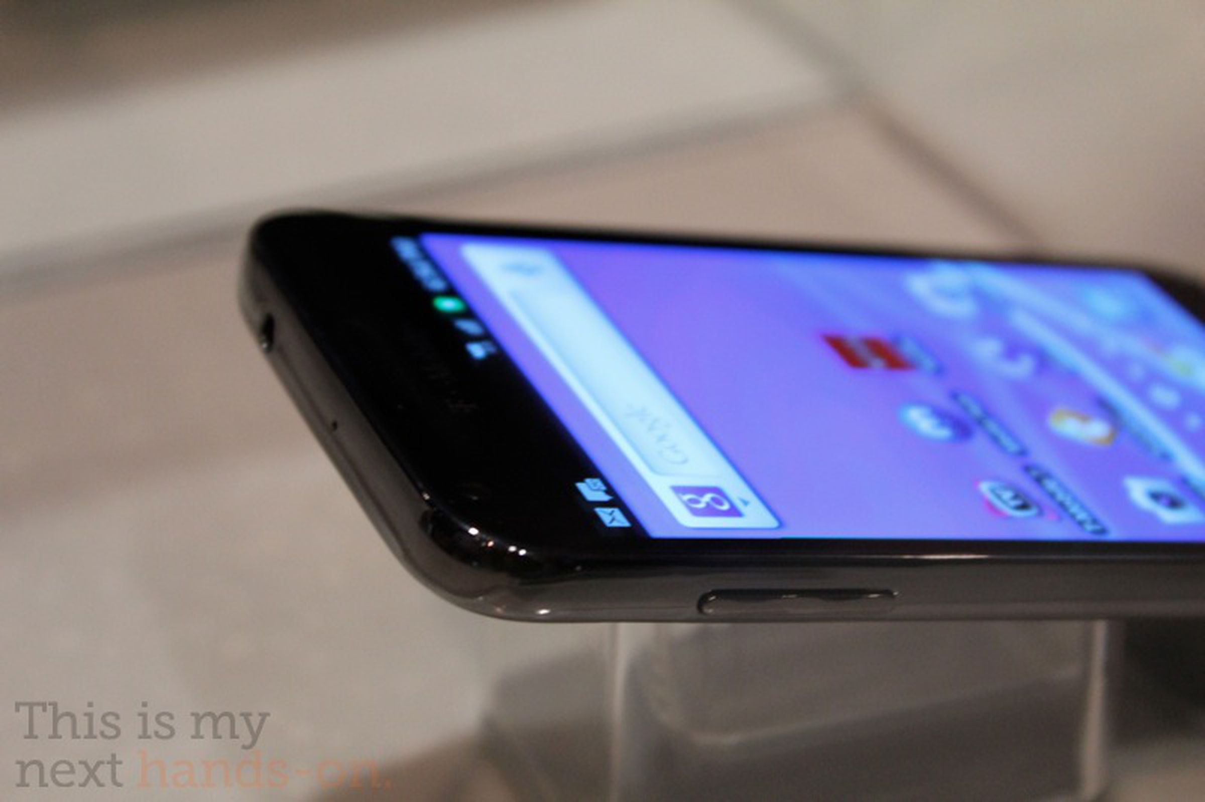 Samsung Galaxy S II on T-Mobile: 4.5-inch Super AMOLED Plus screen, 8-megapixel 1080p camera, and '4G' data speeds — pictures! 