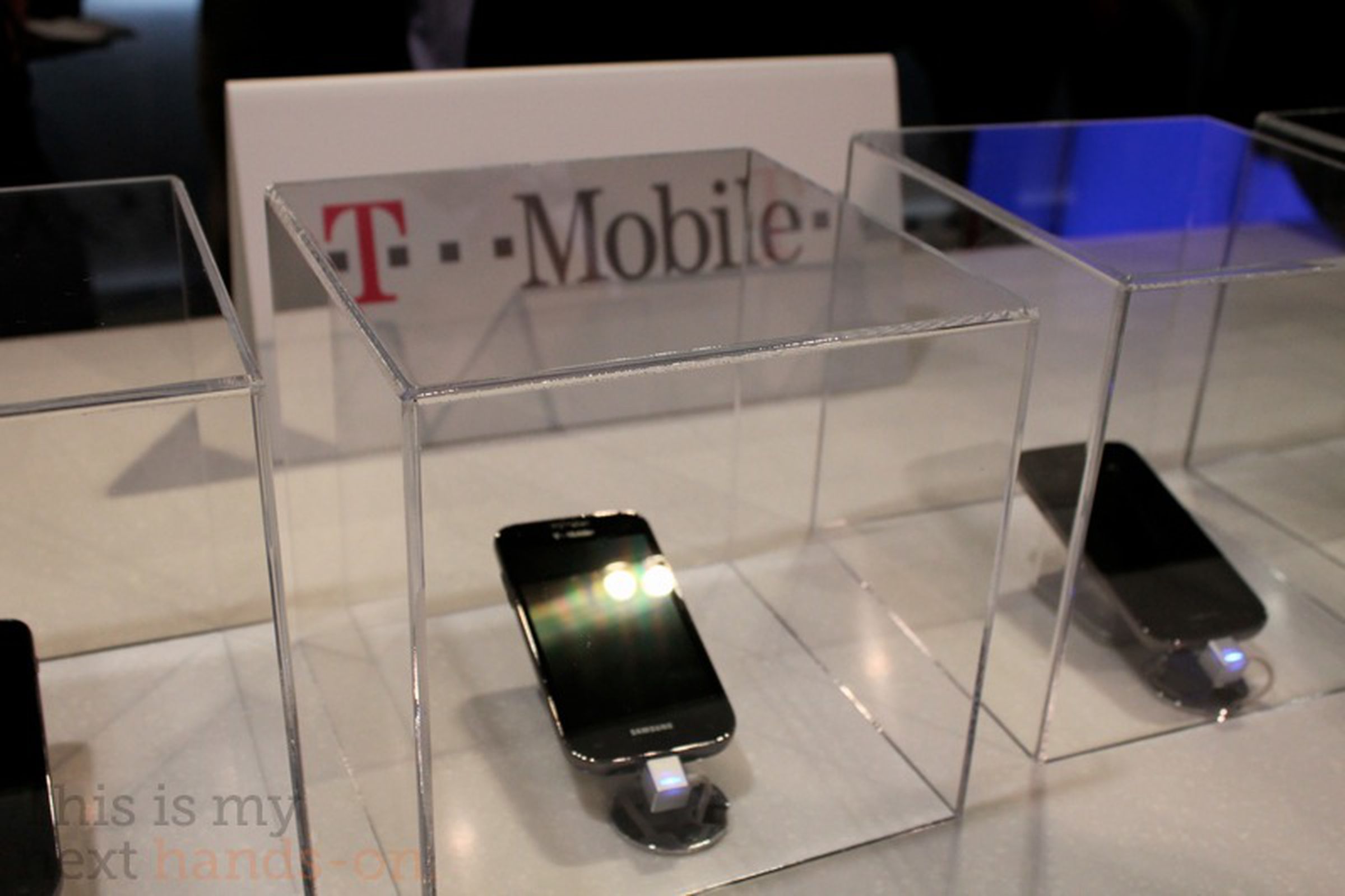 Samsung Galaxy S II on T-Mobile: 4.5-inch Super AMOLED Plus screen, 8-megapixel 1080p camera, and '4G' data speeds — pictures! 