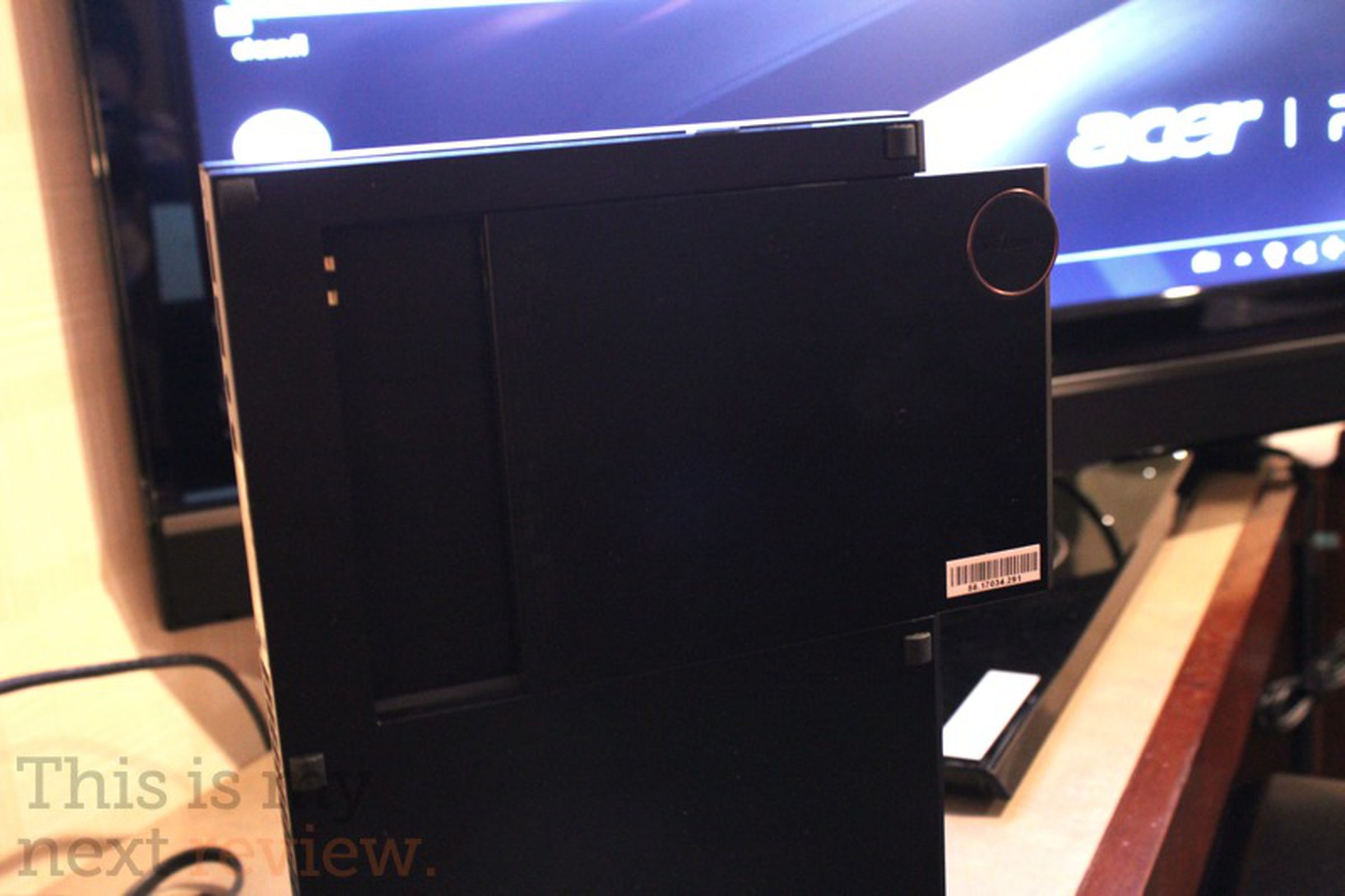Acer Revo RL100 hands-on pictures