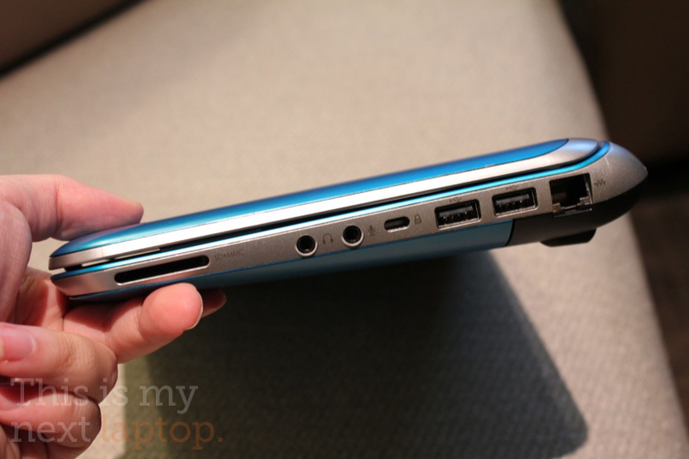 HP Mini 210 hands-on pictures