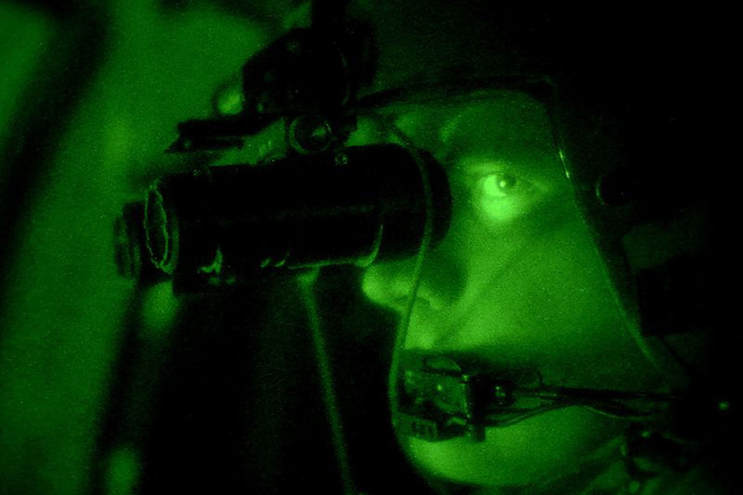Night Vision goggles (Wikimedia commons)