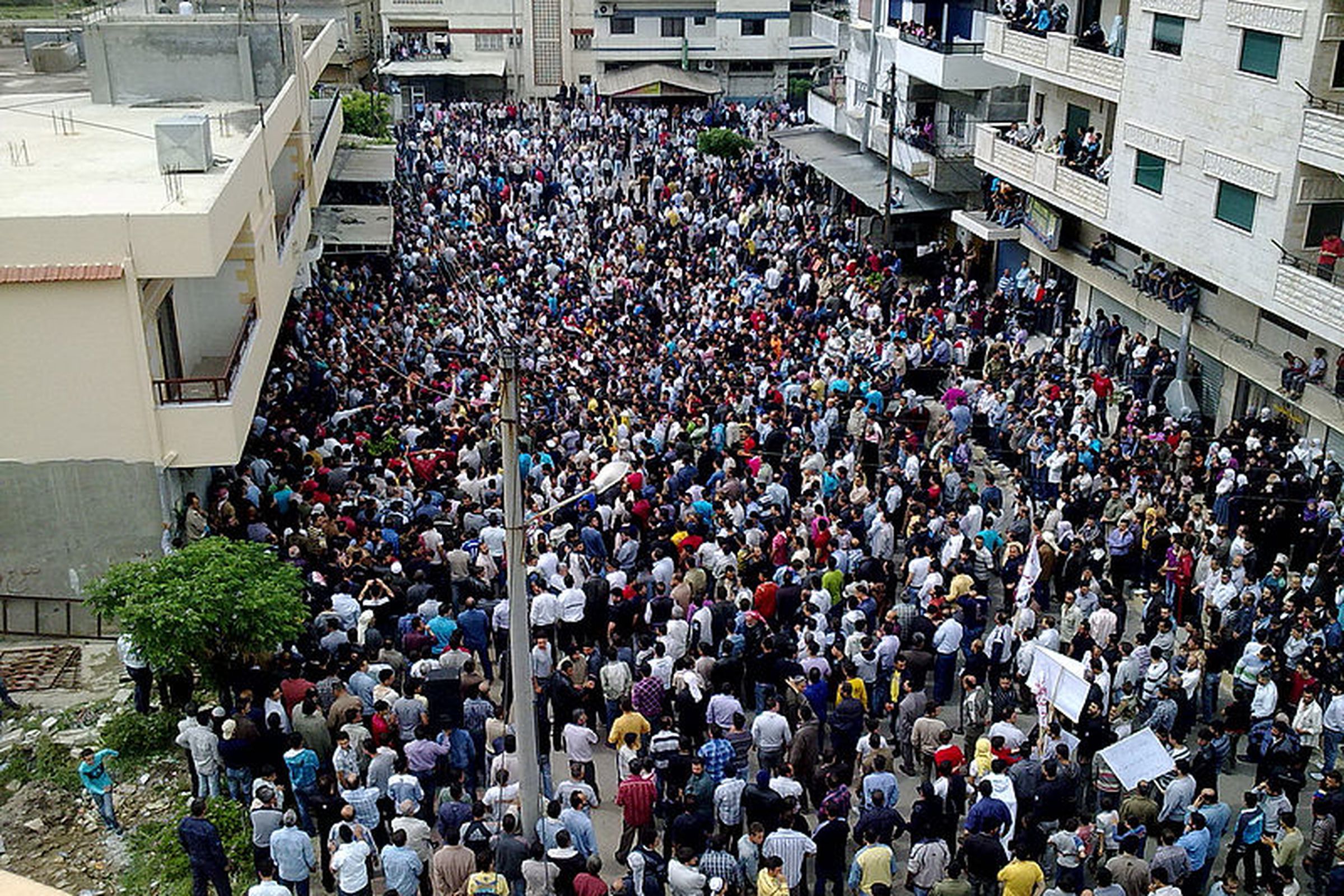 syria demonstration (wikimedia)