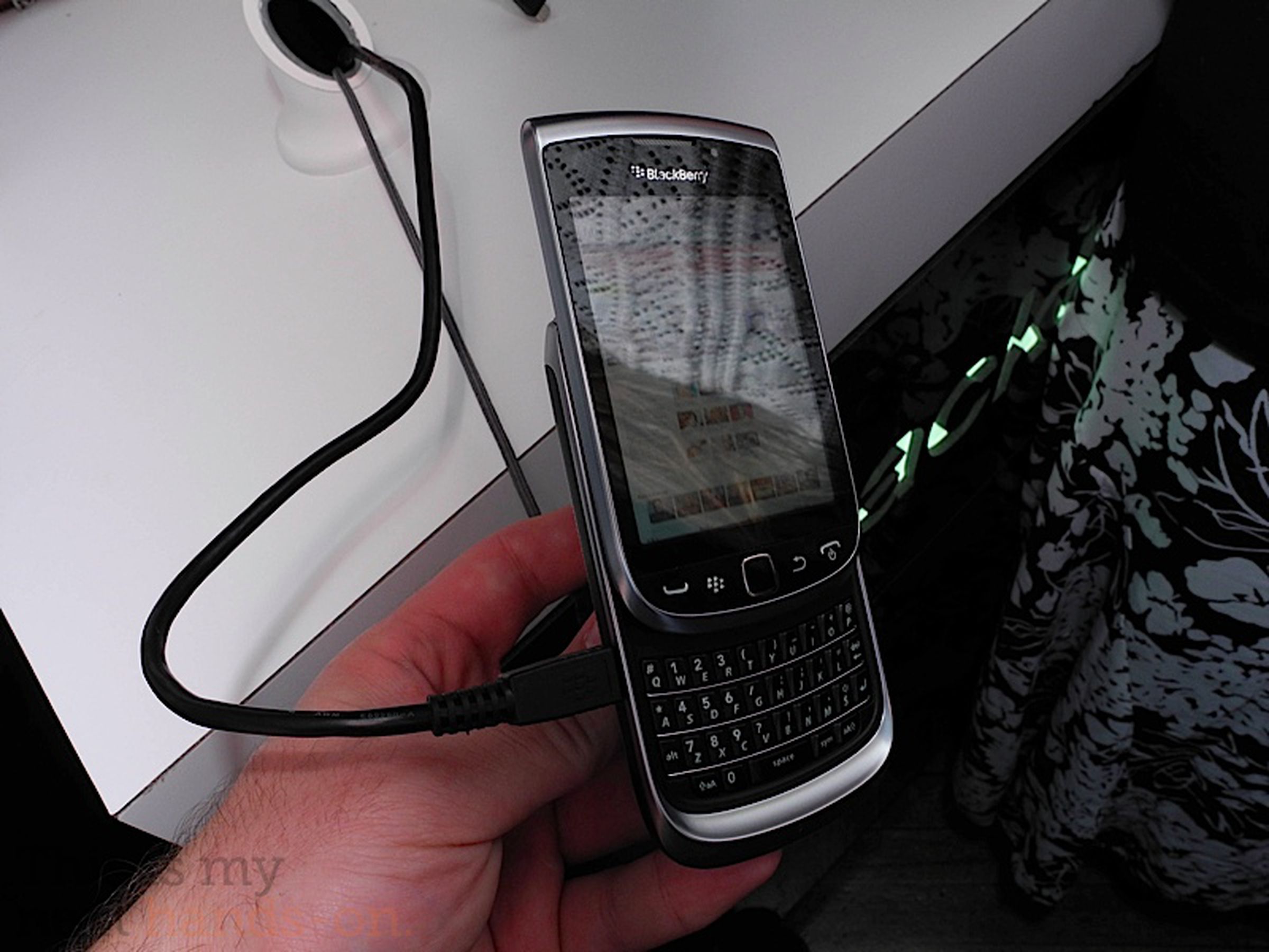 BlackBerry Torch 9810 hands-on