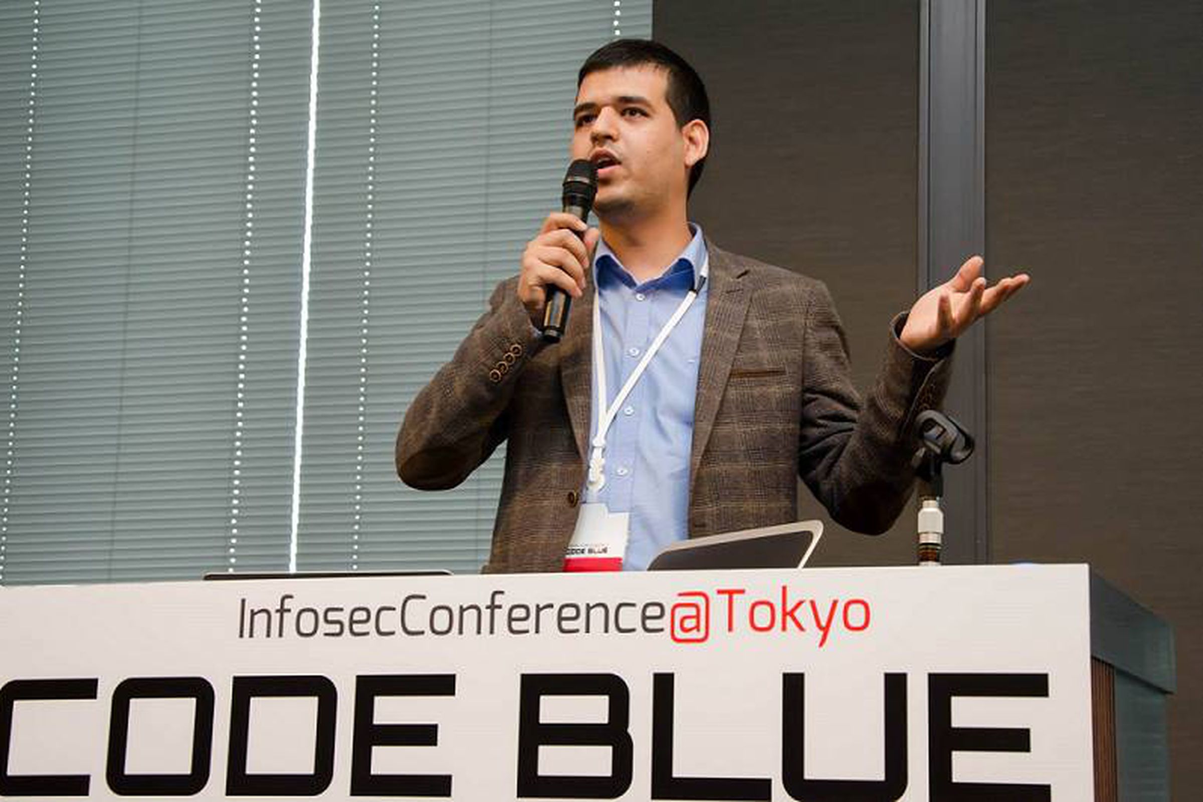 Celil Unuver at a conference in Tokyo