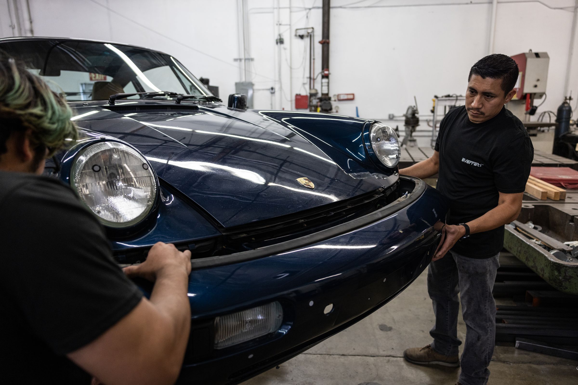 Everrati and Irvine, California-based Aria Group take apart a Porsche 911 to begin its EV rebirth.