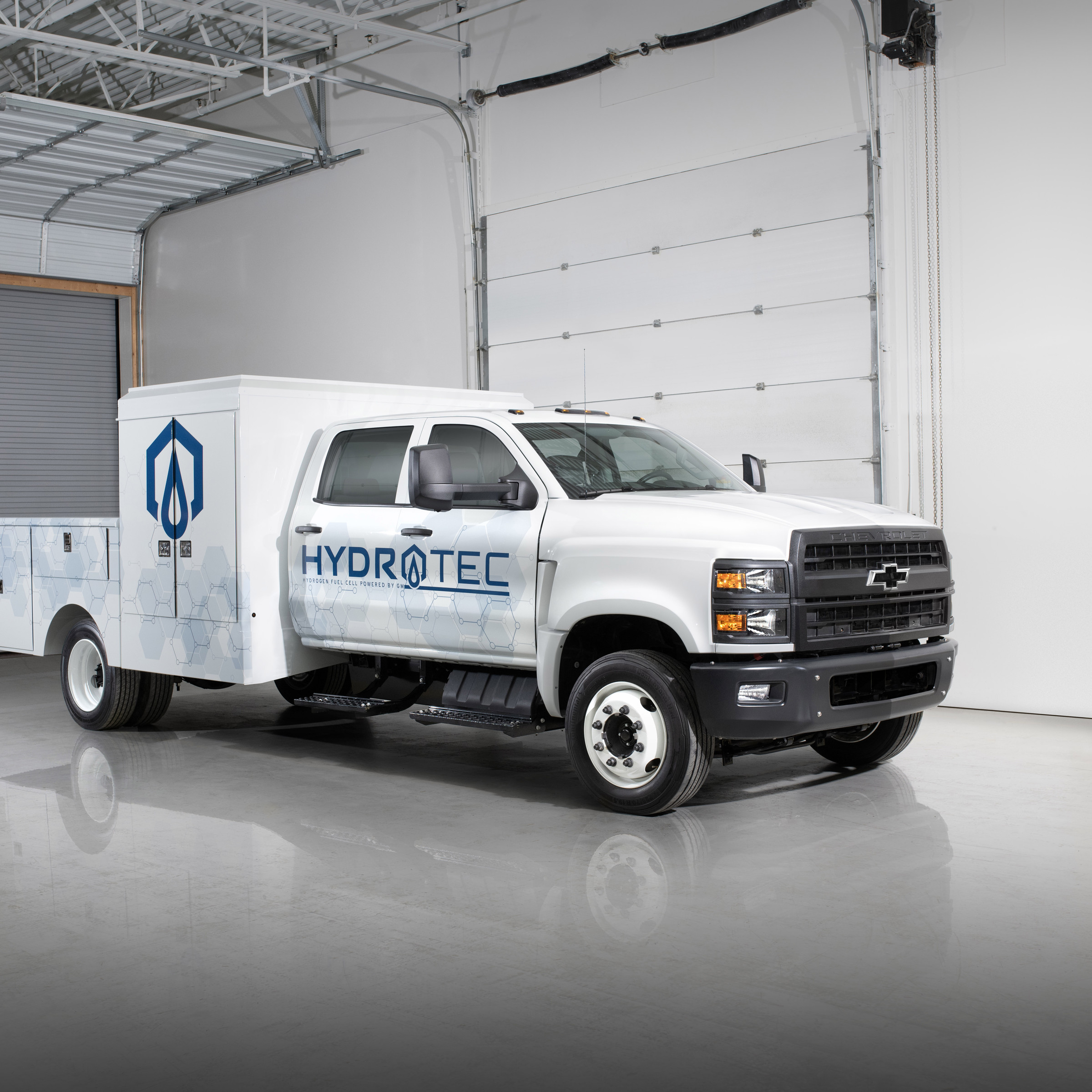 GM hydrogen fuel cell medium-duty truck