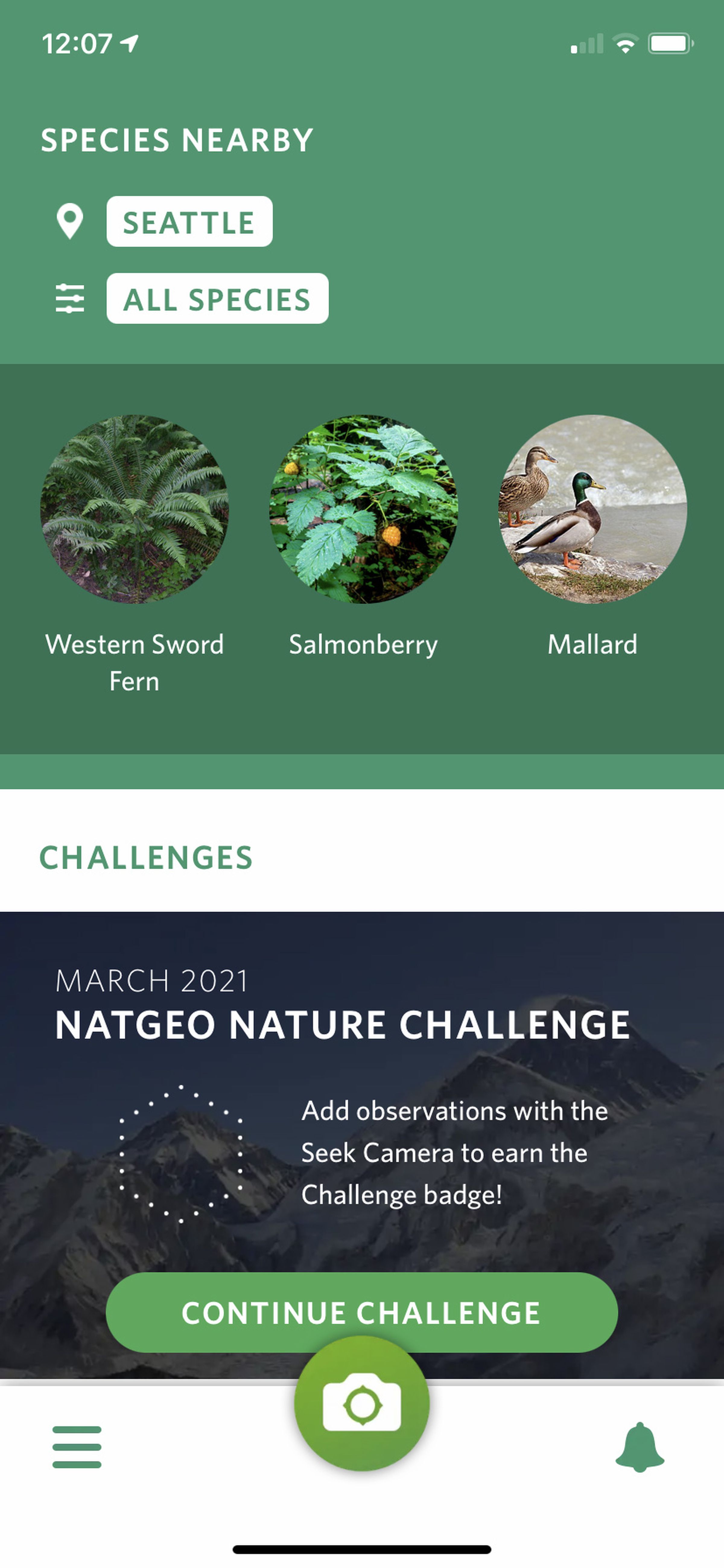 Seek helps you identify local animals and plant life, rewarding you with badges as you observe more species.