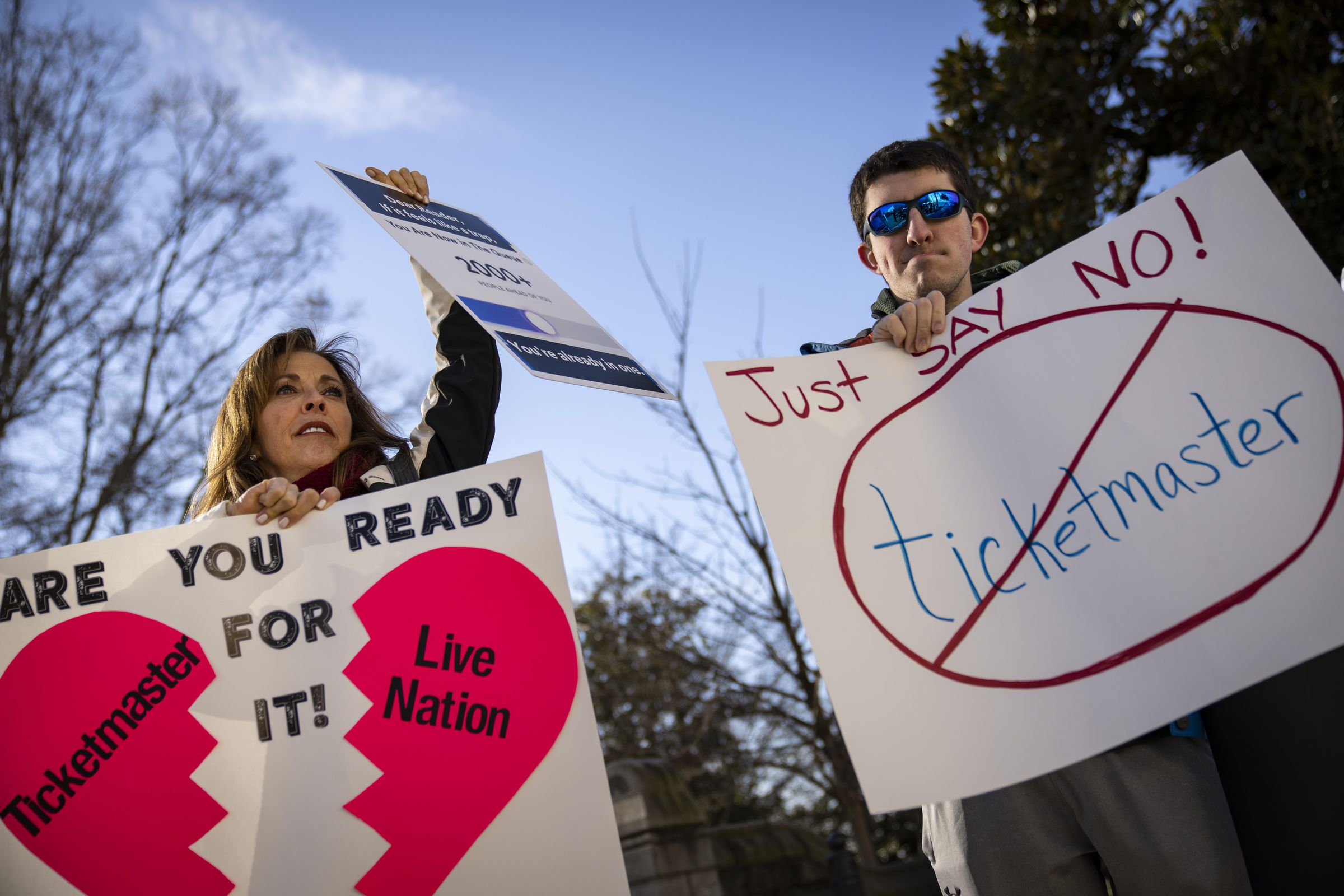 Taylor Swift fans demonstrate outside US Capitol as ticket industry executives testify to congress.