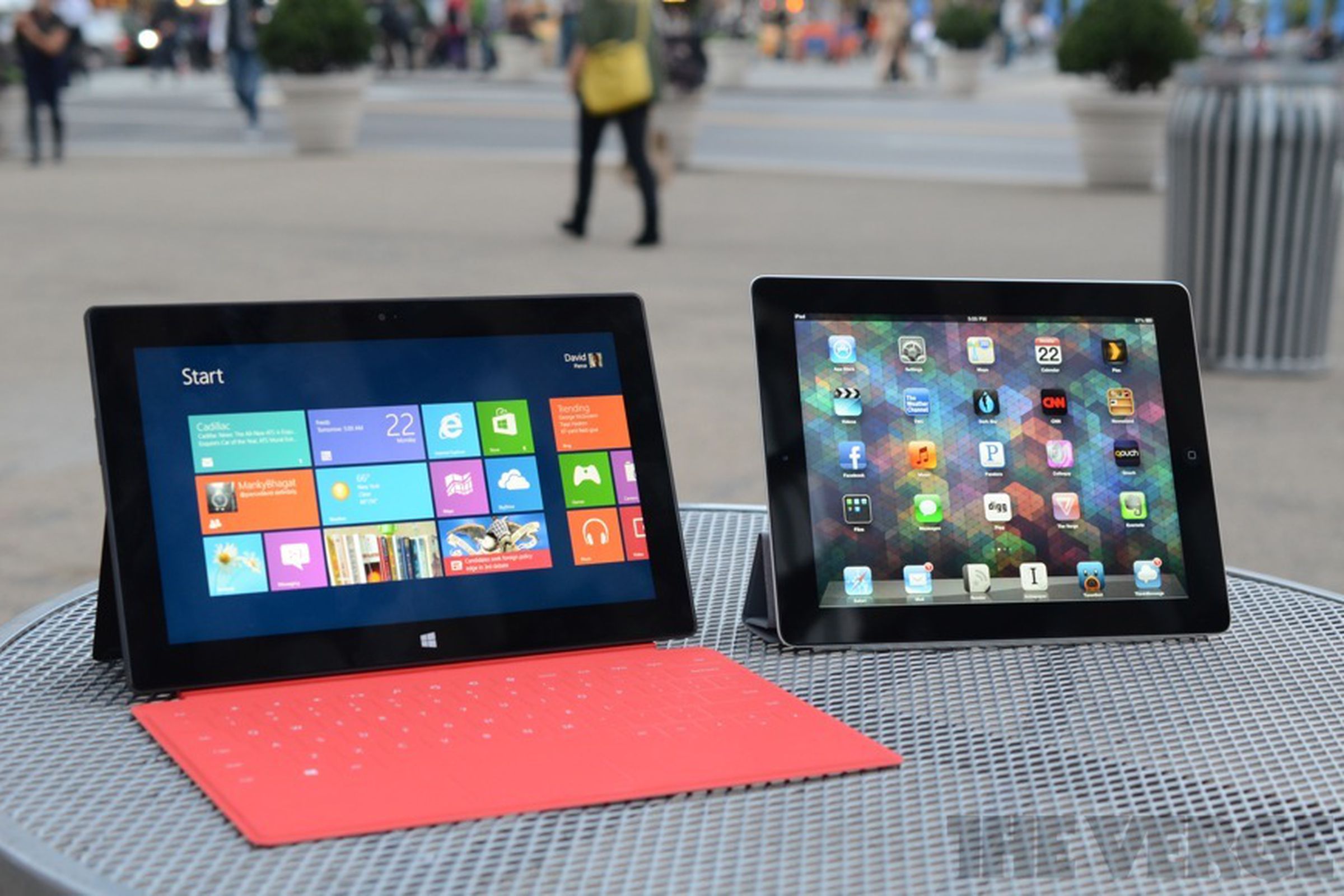 Microsoft Surface RT vs. iPad (875px)