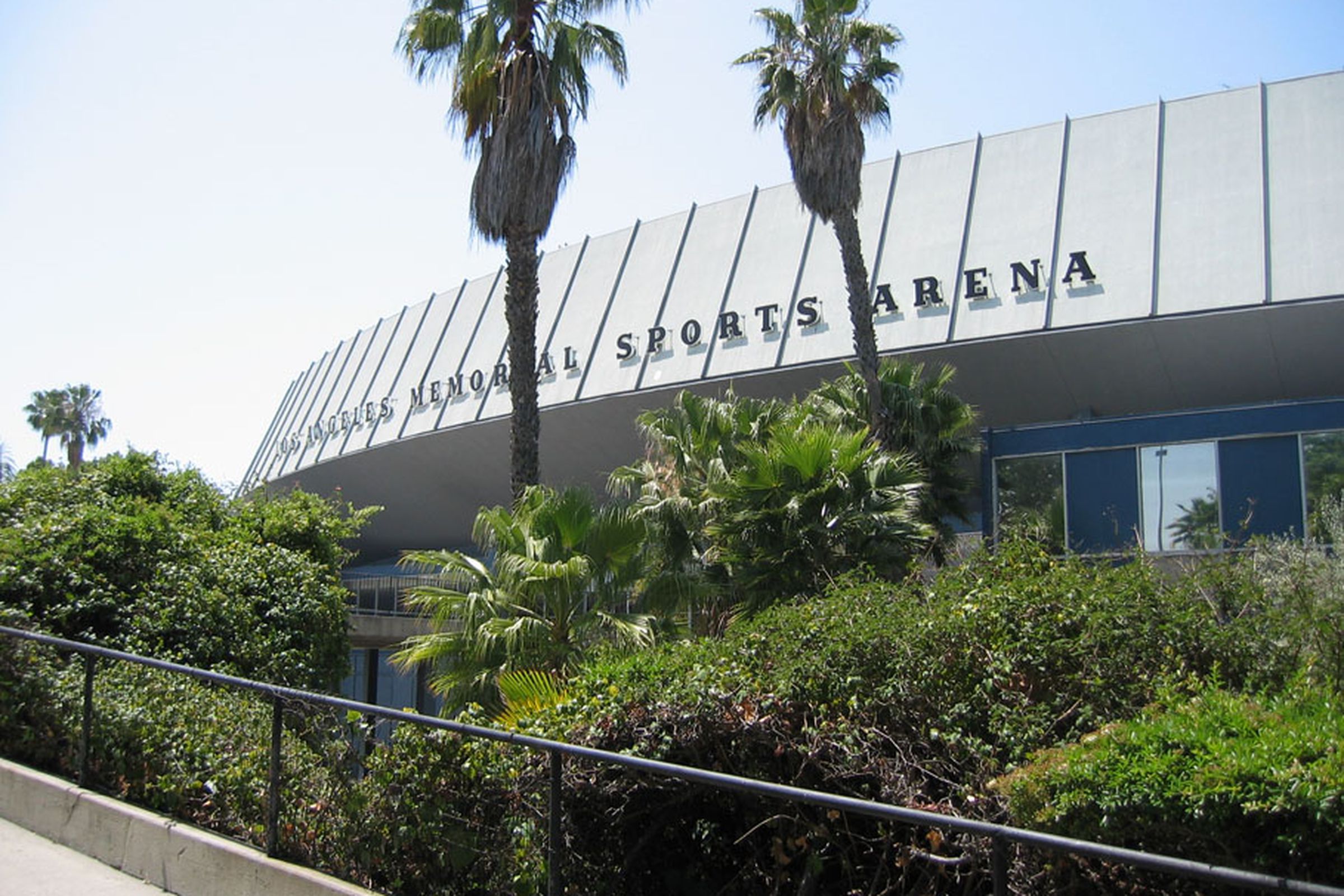 Los Angeles Memorial Sports Arena (from Wikipedia)