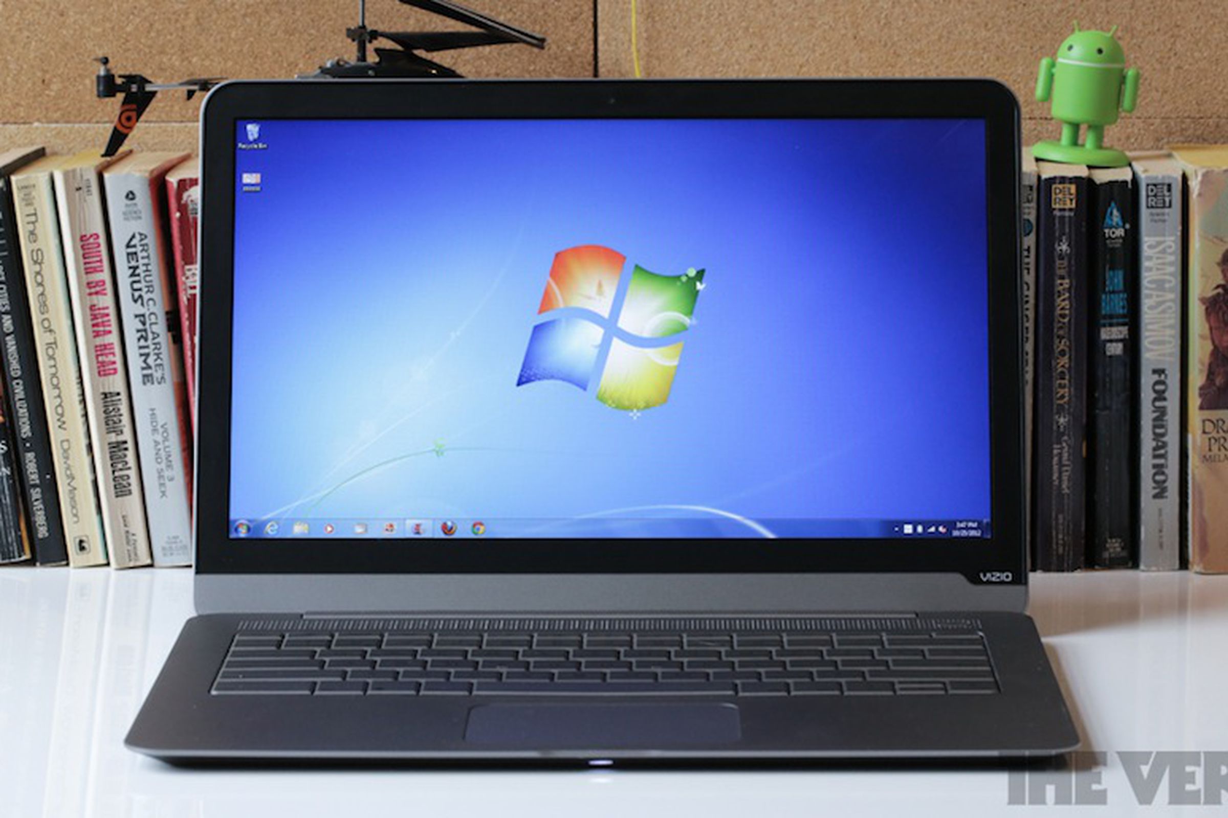 windows 7 laptop stock 912
