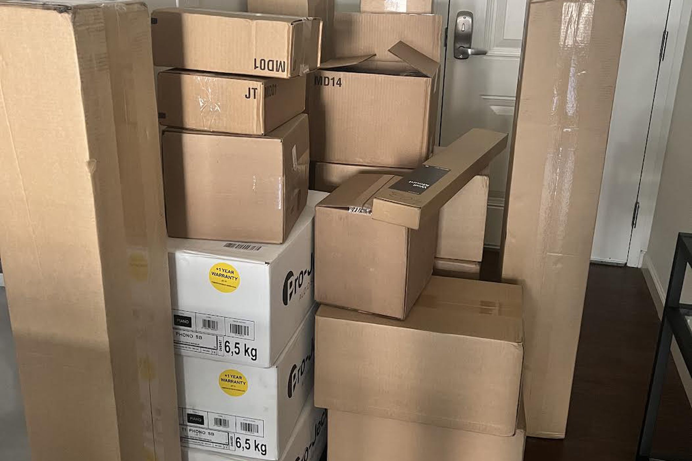 Sonos speakers pile up inside a customer’s apartment.