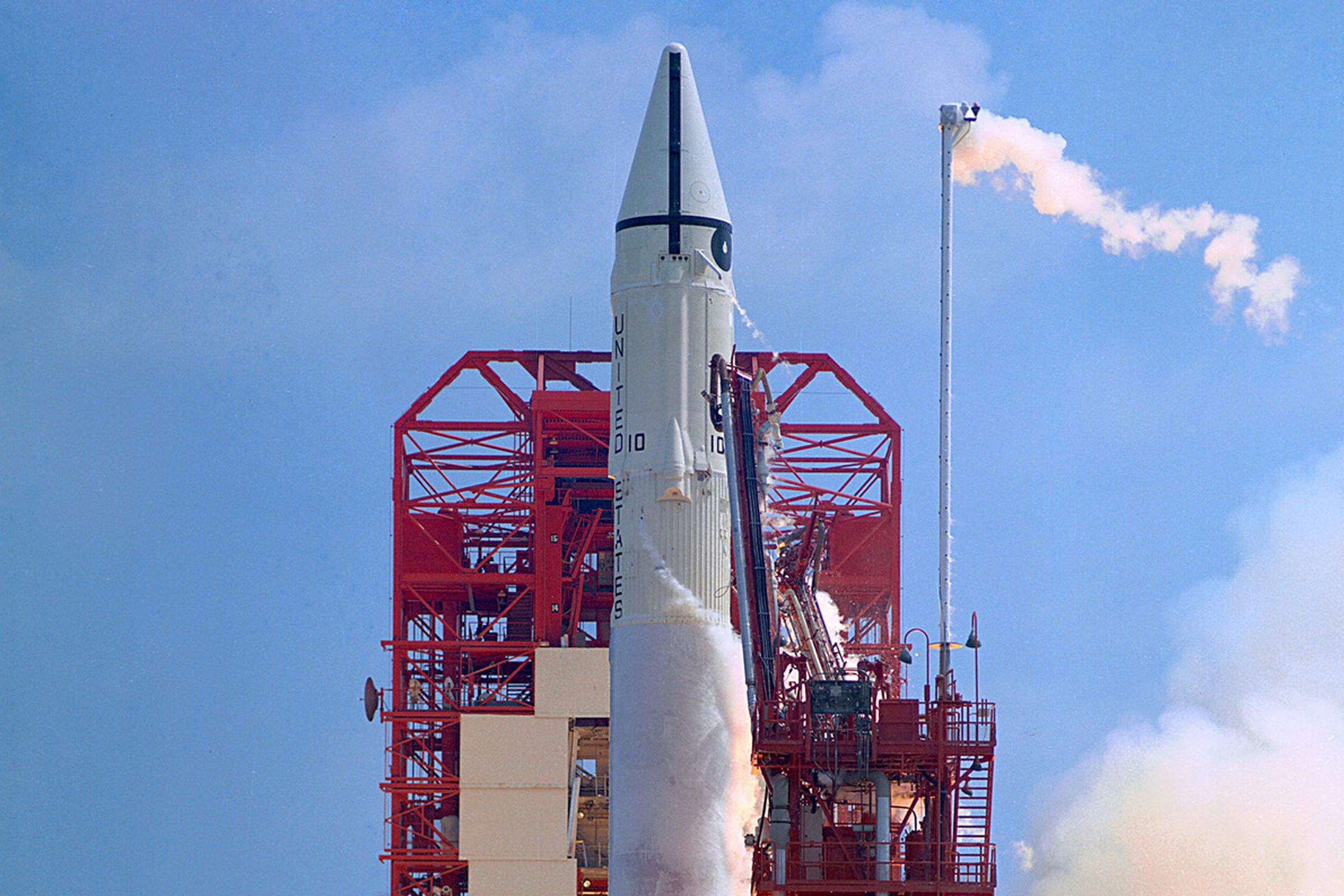 A Centaur rocket sends NASA’s Surveyor 1 mission to the Moon in 1966. A few months later, a similar Centaur rocket would launch Surveyor 2. Researchers think that a newly-discovered asteroid could be the booster from the Surveyor 2 mission.