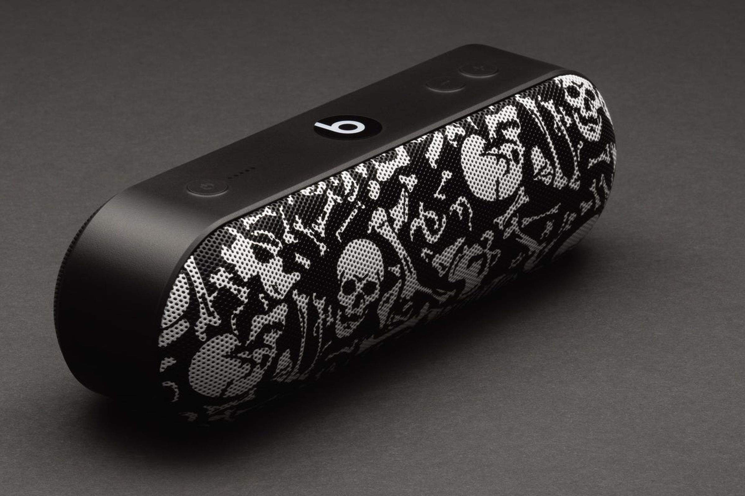 Apple Resurrects Beats Pill Plus In Limited Edition Collab The Verge