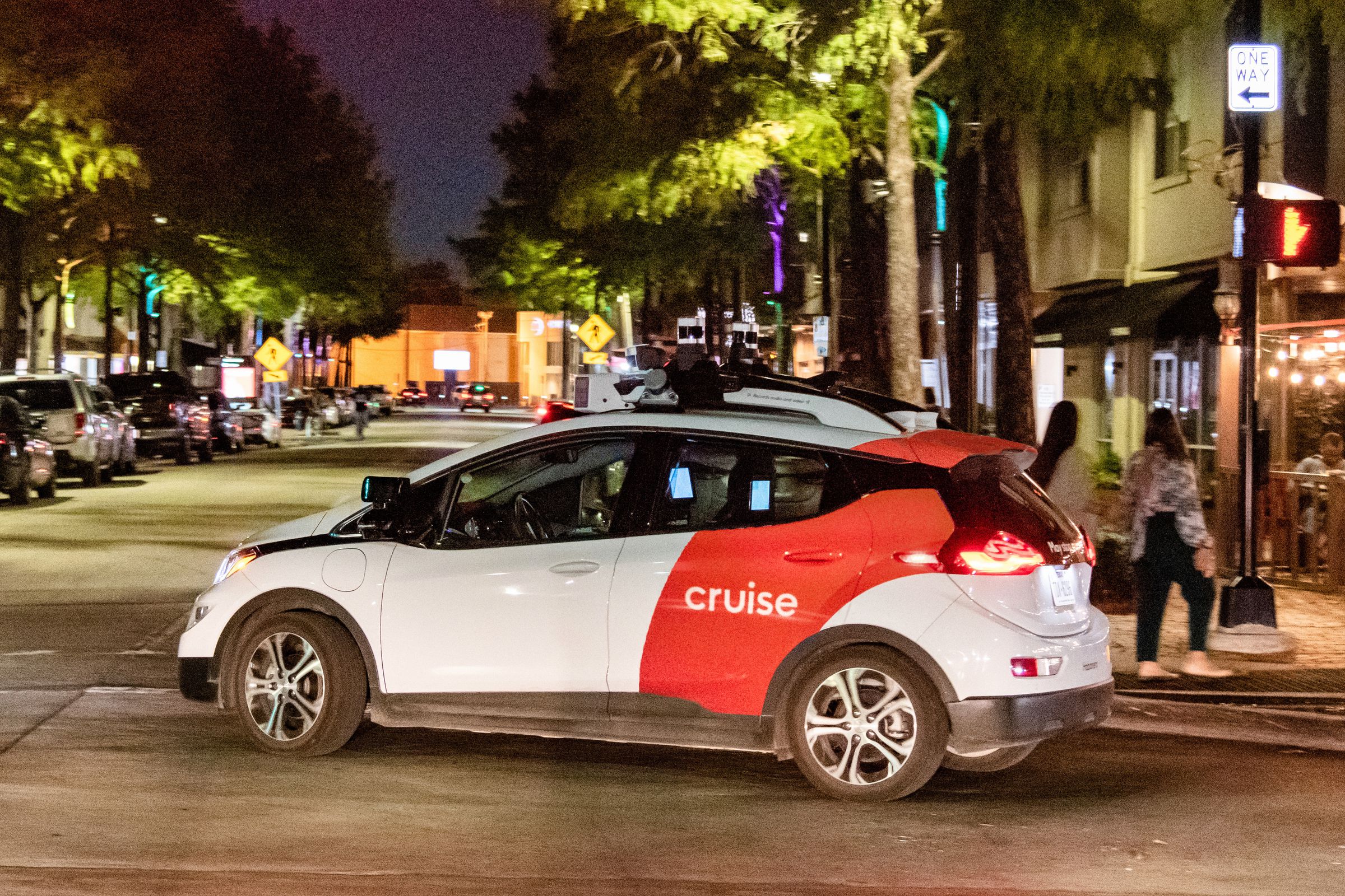 Cruise robotaxi in Houston